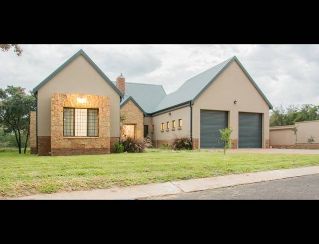 4 BEDROOM GOLF ESTATE FOR SALE IN EUPHORIA GOLF ESTATE